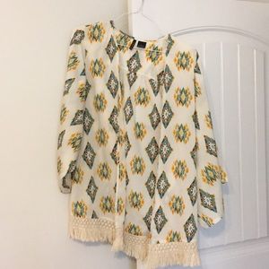 Tribal Print Shaw